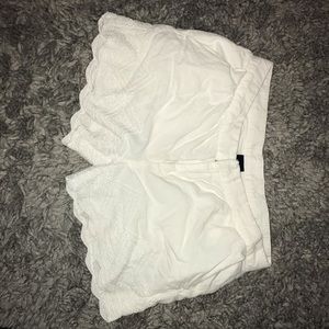 white gap girls size 10 shorts